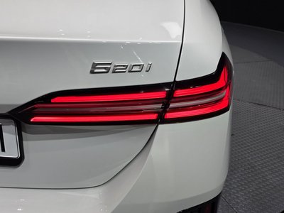 BMW 5 SERIES - 10