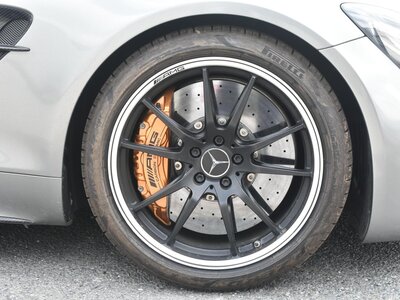 MERCEDES-BENZ GT AMG - 7