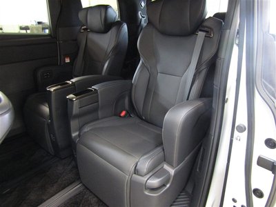 TOYOTA ALPHARD - 10
