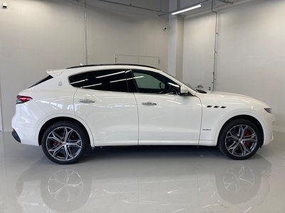 صورة مصغرة 17 لـ 2021 Maserati LEVANTE