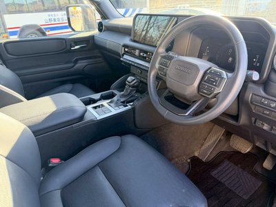 TOYOTA LAND CRUISER 250 - 7