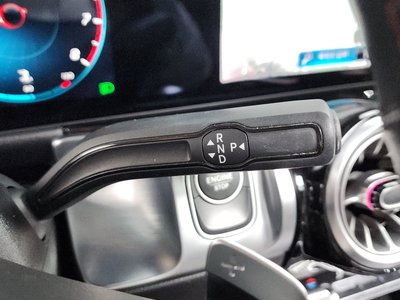 MERCEDES-BENZ GLB - 9