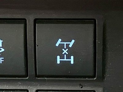 TOYOTA LAND CRUISER PRADO - 9