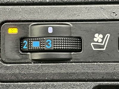 TOYOTA LAND CRUISER PRADO - 8