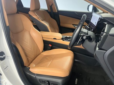 صورة مصغرة 28 لـ 2021 Lexus NX