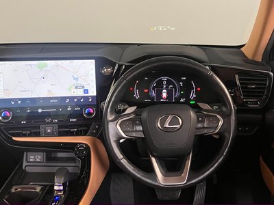 صورة مصغرة 12 لـ 2021 Lexus NX