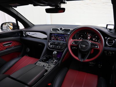 BENTLEY BENTAYGA - 4