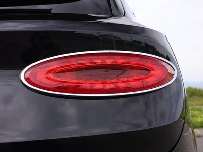 BENTLEY BENTAYGA - 8