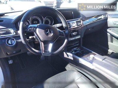 MERCEDES-BENZ E-CLASS - 3