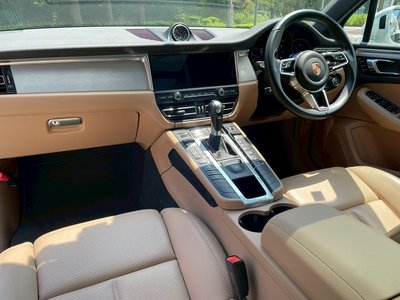 2019 Porsche MACAN — фото 3