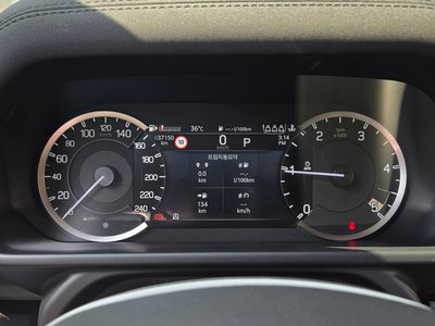 LAND ROVER DEFENDER - 7