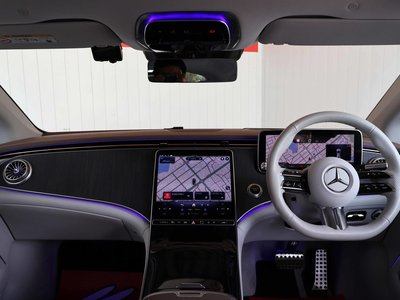 MERCEDES-BENZ EQS - 3