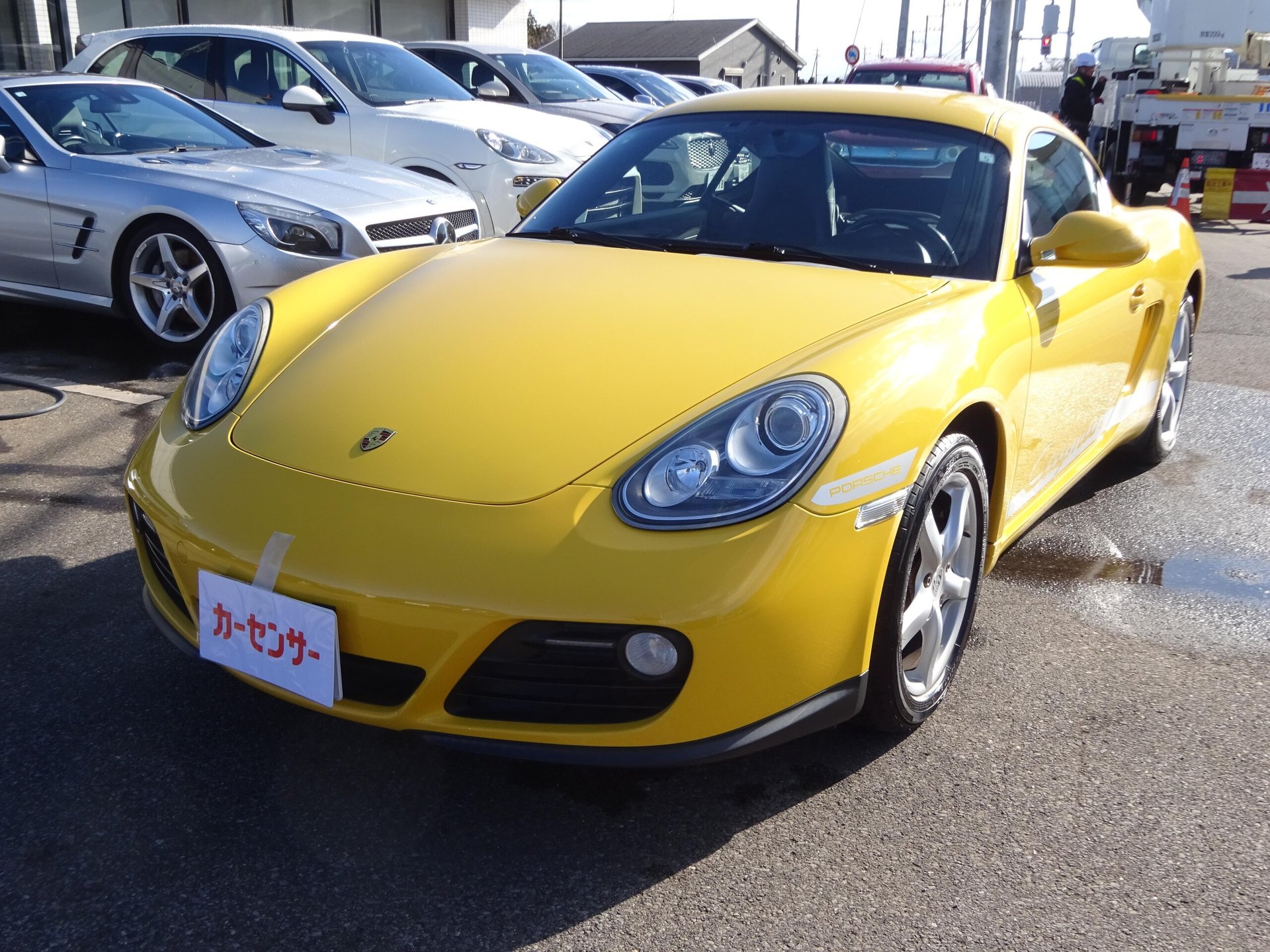 PORSCHE CAYMAN - View 1