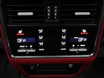 2021 Porsche CAYENNE thumbnail 16