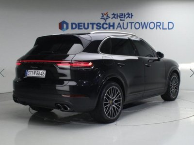 2021 Porsche CAYENNE 照片 3