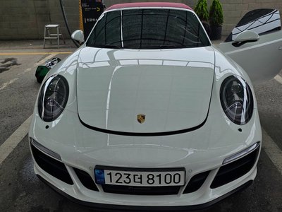 PORSCHE 911 - 1