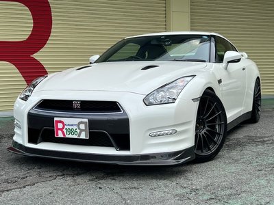 NISSAN GT-R