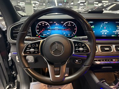 MERCEDES-BENZ GLS - 10