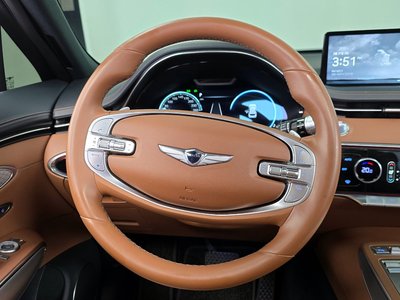 2023 Genesis GV70 — миниатюра 13