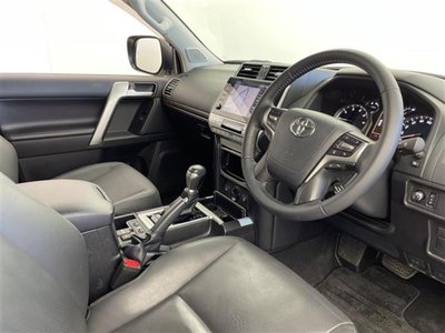 صورة مصغرة 33 لـ 2023 Toyota LAND CRUISER PRADO