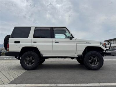 صورة مصغرة 12 لـ 2000 Toyota LAND CRUISER 70