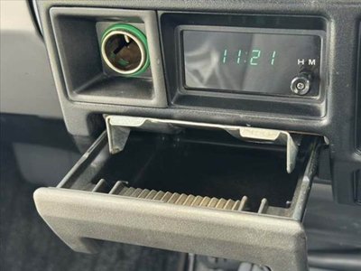 صورة مصغرة 24 لـ 2000 Toyota LAND CRUISER 70