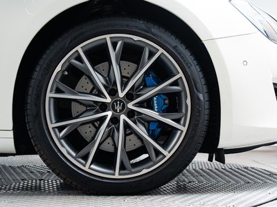 صورة مصغرة 45 لـ 2023 Maserati GHIBLI
