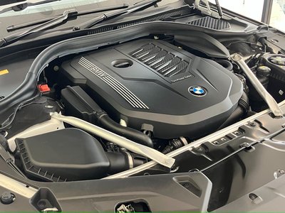 2021 BMW 8 SERIES CABRIOLET 缩略图 18