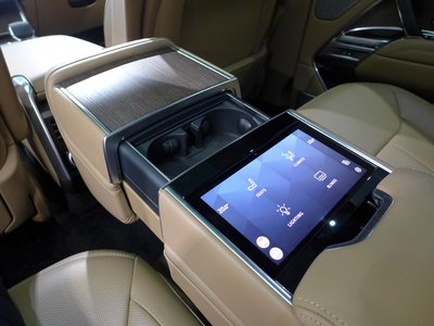 2025 LAND Rover RANGE ROVER thumbnail 36