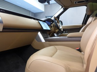 2025 LAND Rover RANGE ROVER thumbnail 25