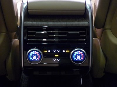 2025 LAND Rover RANGE ROVER thumbnail 39