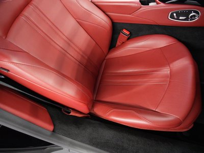 ASTON MARTIN VANTAGE - 8