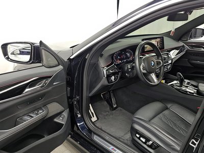 BMW 6 SERIES GT - 10