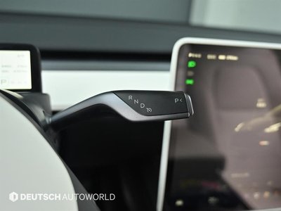 2024 Tesla MODEL Y photo 9