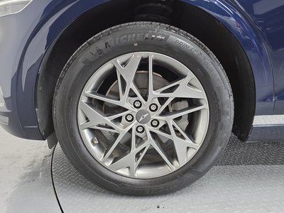 صورة 6 لـ 2022 Genesis GV70
