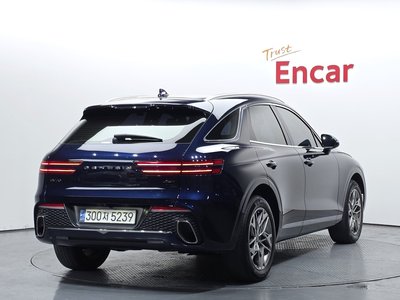 صورة 4 لـ 2022 Genesis GV70