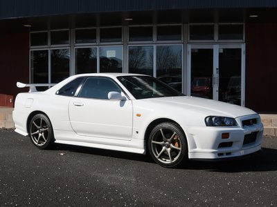 NISSAN SKYLINE GT-R - 2