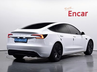 2024 Tesla MODEL 3 photo 4