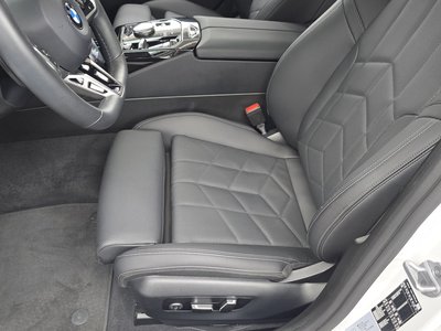 2023 BMW 5 SERIES — миниатюра 29