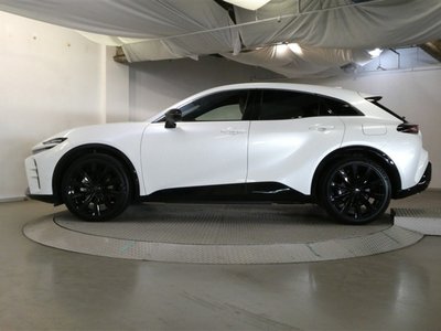 TOYOTA CROWN SPORT - 4