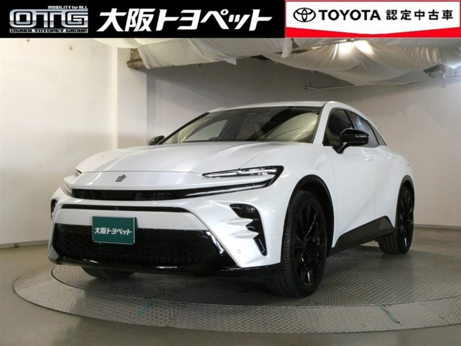 TOYOTA CROWN SPORT - View 1