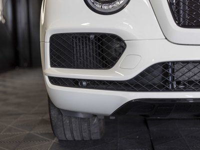 BENTLEY BENTAYGA - 9
