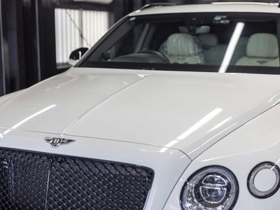 BENTLEY BENTAYGA - 5