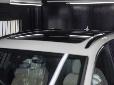 BENTLEY BENTAYGA - 3