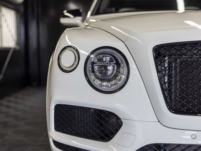 BENTLEY BENTAYGA - 8