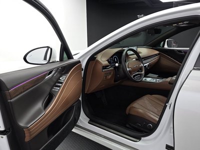GENESIS G80 (RG3) - 10