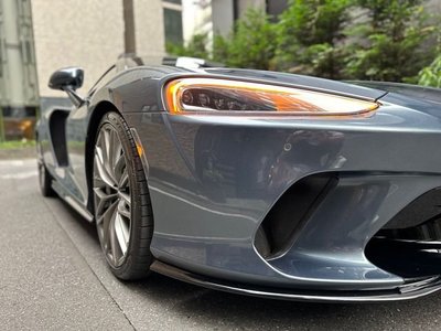 MCLAREN GT - 10