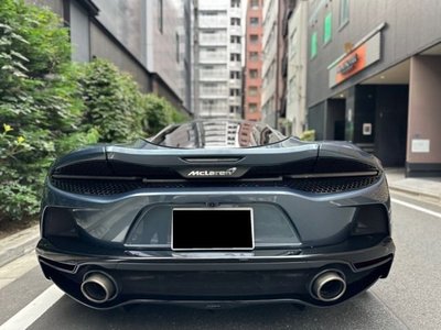 MCLAREN GT - 6