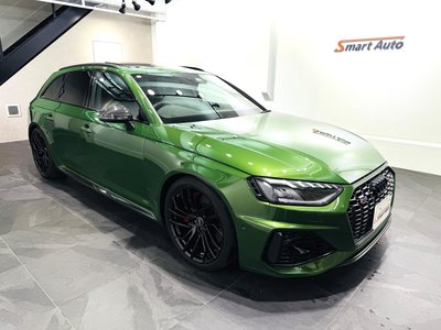 AUDI RS4 AVANT