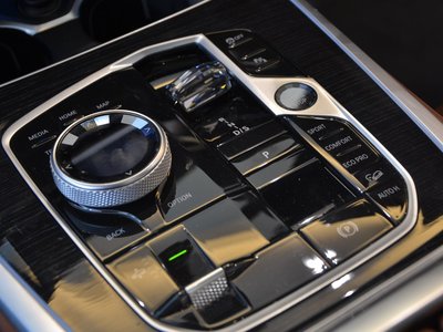 2023 BMW X7 缩略图 136